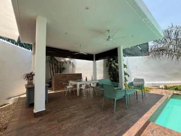 Casa en Fraccionamiento Campestre