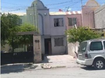 Casa en Fraccionamiento Campo Nuevo de Zaragoza