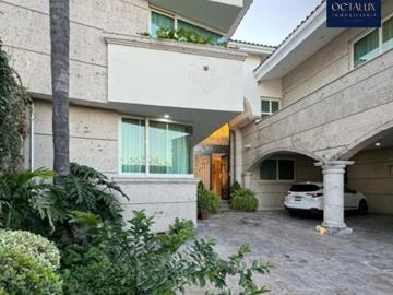 Casa en Fraccionamiento Cumbres del Campestre