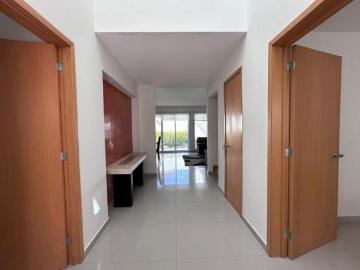 Casa en Fraccionamiento Cumbres del Lago