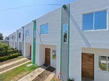 Casa en Fraccionamiento Dorado Real