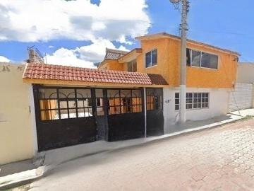 Casa en Fraccionamiento El Refugio