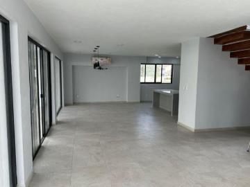 Casa en Fraccionamiento en Paraíso Country Club Emiliano Zapata BER 1233 Fr