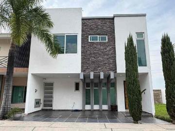 Casa en fraccionamiento en renta Valle Imperial, Avenida Valle De Los Imperios, San Francisco Tesistán, Jalisco, México