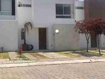 Casa en fraccionamiento en renta Arles 159, Lomas De Angelópolis, Parque Provenza, Lomas De Angelópolis, Puebla, México