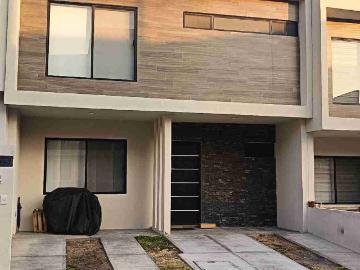 Casa en fraccionamiento en renta Avenida Eurípides, El Refugio Residencial, Querétaro, 76146, Mex