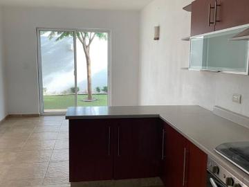 Casa en fraccionamiento en renta Avenida Paseo De Echeveste, Fracc Rinconada De Echeveste, León, Guanajuato, 37100, Mex