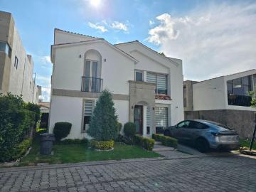 Casa en fraccionamiento en renta Bakeira Condado Del Valle, Condado Del Valle, Estado De México, México