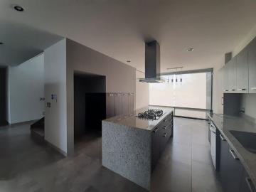Casa en fraccionamiento en renta Boulevard Country Club Gran Jardín, León, Guanajuato, Mex