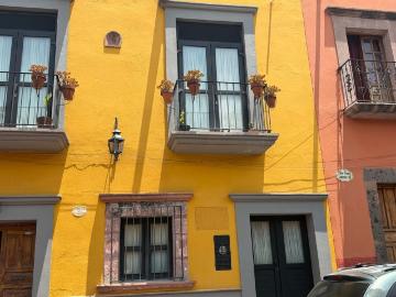 Casa en fraccionamiento en renta Calle Umaran, Zona Centro, San Miguel De Allende, Guanajuato, 37700, México