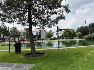 Casa en fraccionamiento en renta Condado Del Valle, Condado Del Valle, Metepec, Estado De México, México