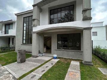Casa en fraccionamiento en renta Condado Del Valle, Estado De México, México