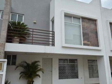 Casa en fraccionamiento en renta Cuautlancingo, Puebla, México