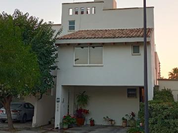 Casa en fraccionamiento en renta El Mayorazgo Residencial, Esq. Blvd. Del Mayorazgo, Boulevard Aeropuerto, Campestre San Jose, León, Guanajuato, México