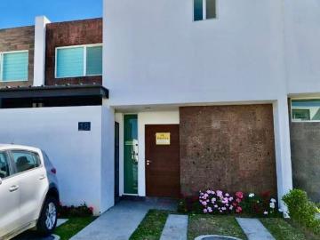 Casa en fraccionamiento en renta Fraccionamiento El Real Ii, Avenida Aviación, Jardín Real, Zapopan, Jalisco, México