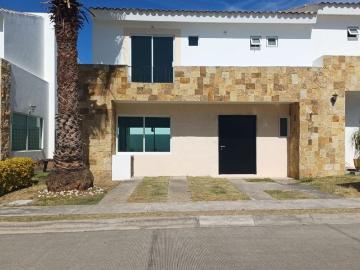 Casa en fraccionamiento en renta La Isla Lomas De Angelópolis, San Andrés Cholula