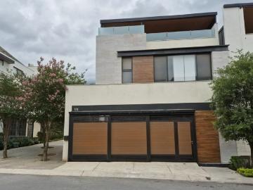 Casa en fraccionamiento en renta Las Lomas Sector Bosques, García, Nuevo León
