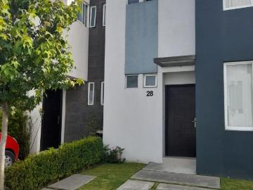 Casa en fraccionamiento en renta Paseo Camelias, Mz 016, Paseo Totoltepec, Delegación San Mateo Otzacatipan, Toluca De Lerdo, Estado De México, México