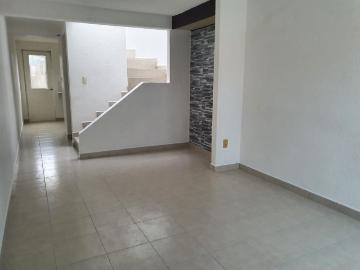 Casa en fraccionamiento en renta Santa María Totoltepec, Toluca