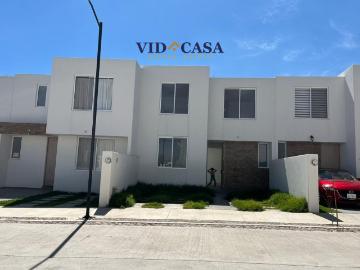 Casa en Fraccionamiento La Cartuja