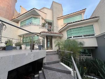 Casa en Fraccionamiento Lomas de Lindavista, Tlalnepantla de Baz Amplia y Moderna