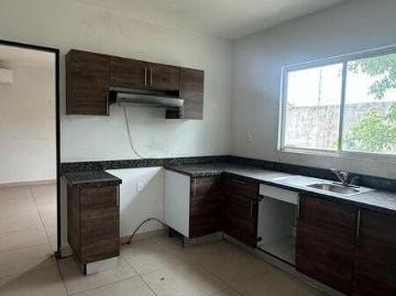 Casa en Fraccionamiento Los Encinos Residencial