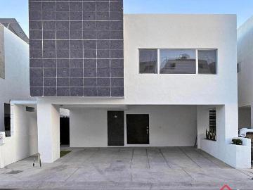 Casa en Fraccionamiento Monte Xenit