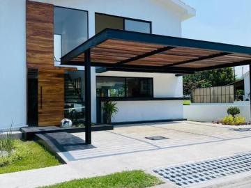 Casa en Fraccionamiento Paraíso Country Club