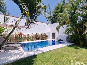Casa en Fraccionamiento Pedregal, Oaxtepec, Yautepec, Cuernavaca, Morelos