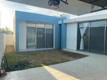 Casa en Fraccionamiento Real Mandinga