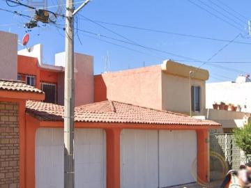 CASA EN GLADIOLA, JARDINES DE DURANGO