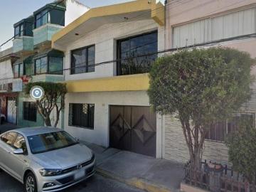 CASA EN IZTAPALAPA