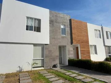 Casa en Juriquilla Santa Fe