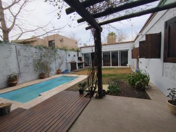 Casa en jardines de estrada