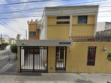 CASA EN JARDINES DEL NILO EN GUADALAJARA JALISCO