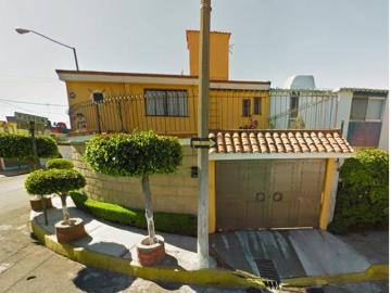 Casa en Jardines del Sur
