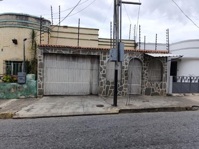 CASA EN LA CANDELARIA, VALENCIA. SLILIL 12