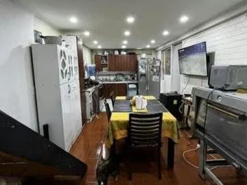 Casa en la comuna de Maipu, ubicada en Barrio Resi | 4 Dormitorios por 200000. 00 en Maipú