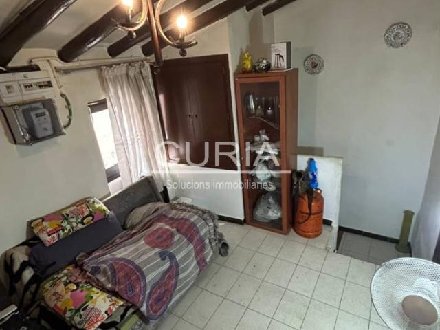 CASA EN LA GRANADELLA MUY ECONOMICA CON PATIO