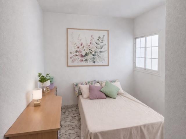 Casa en la Laguna de 5 habitaciones!
