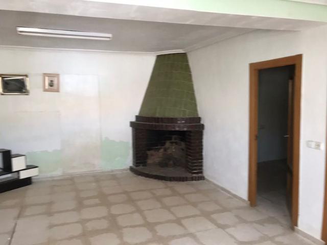 CASA EN LA POBLACION DE BARQUEROS