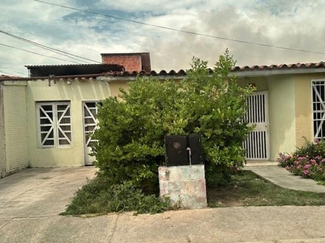 CASA EN LA PRADERA, SAN JOAQUN. SIRMAT 22