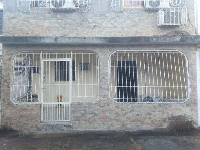 CASA EN LA URB. ALTO DE LOS GODOS VE02 2168ALG SCOR