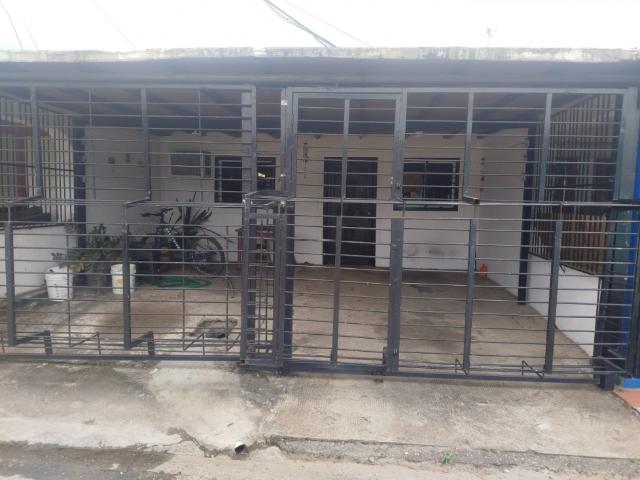 CASA EN LA URB. ANDRES ELOY BLANCO MATURIN VE02 2593ZE SCOR