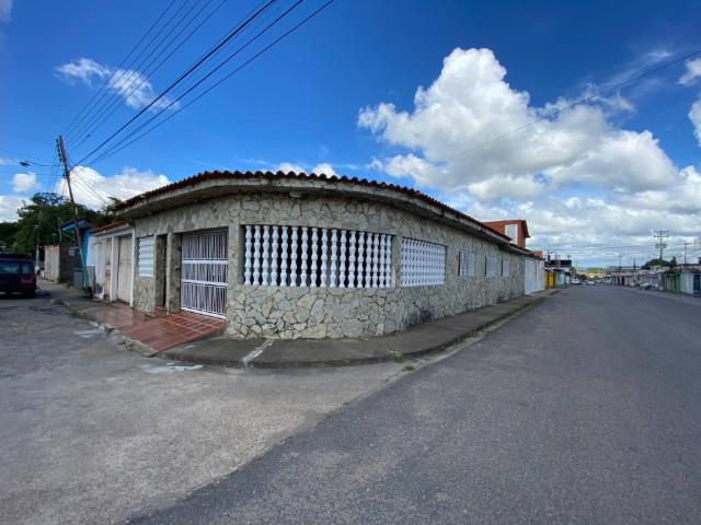 CASA EN LAS GARZAS VE02 2068ZI FNAR