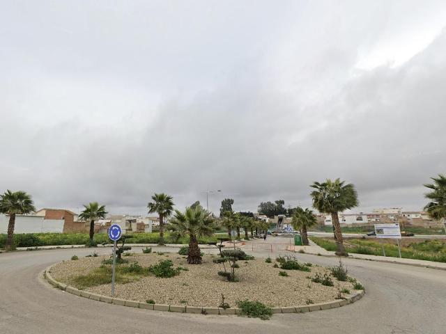 CASA EN LINARES