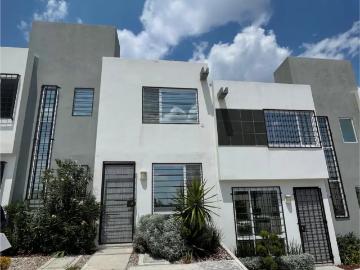 CASA EN LIQUIDACION EN FRACC LOMAS DEL PEDREGAL, PUEBLA, PRECIO NEGOCIABLE
