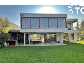 Casa en Lo Barnechea