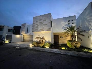 Casa en Lomas del Sol