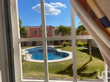Casa en Punta Vere Temixco a pie de alberca
